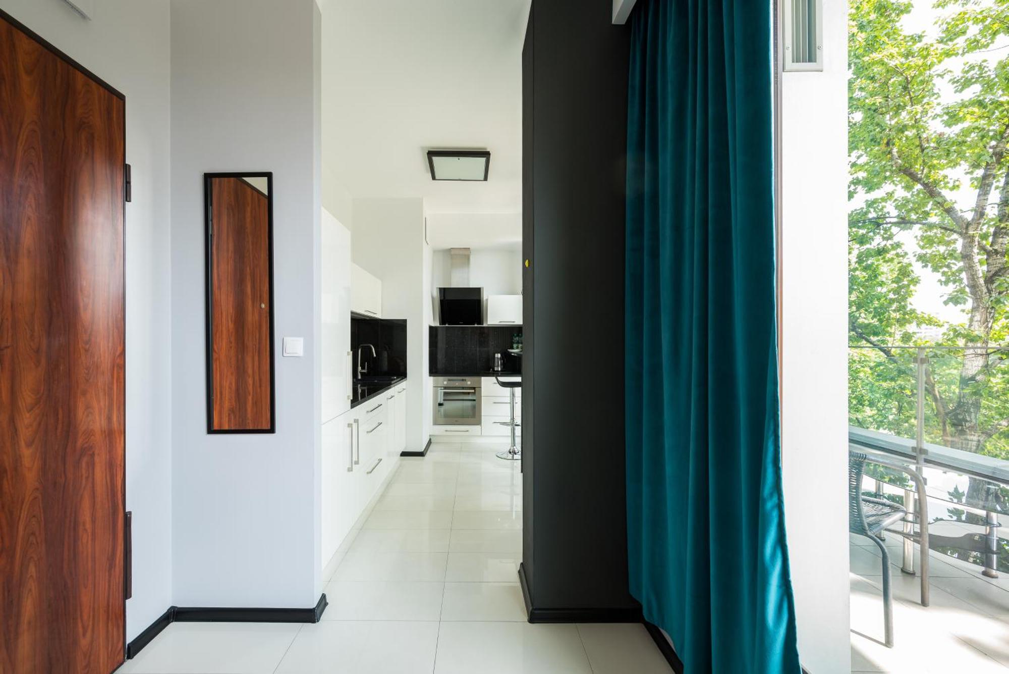 Ochota Deluxe Apartment Варшава Экстерьер фото