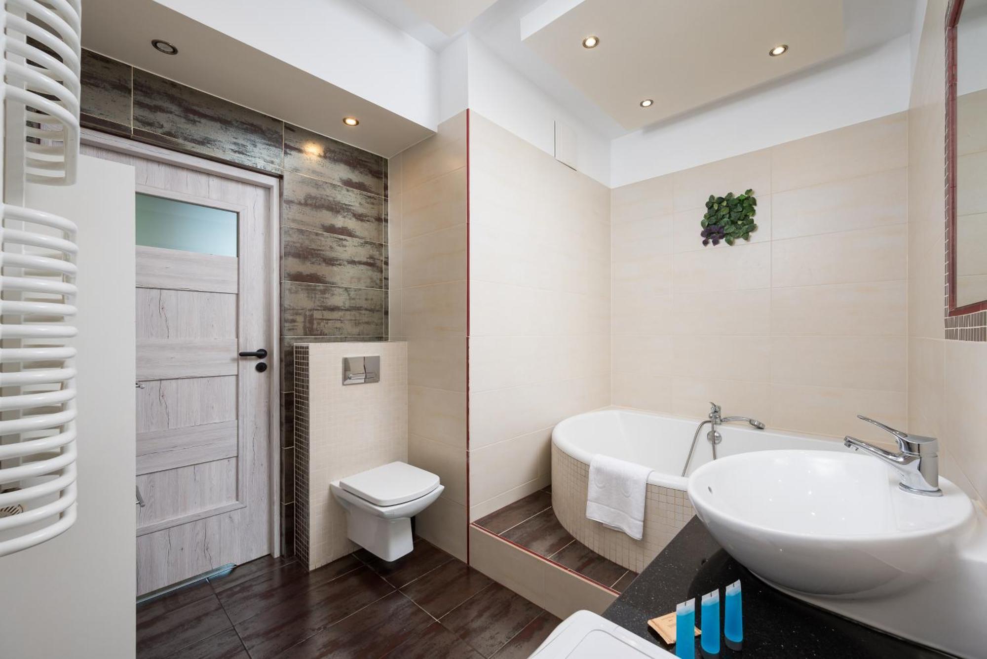 Ochota Deluxe Apartment Варшава Экстерьер фото